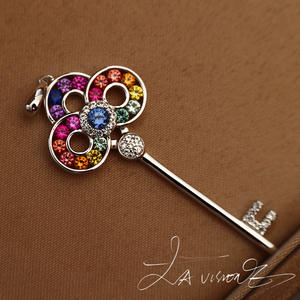 Colgante Unisex de la Serie Counterattack, Aleación Vintage con Incrustaciones de Plata 925, Cristal y Diamantes de Imitación - Product Image 4