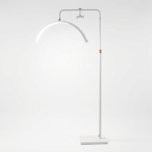 Lámpara de pie de media luna dorada de 50W con control táctil, regulable, 3000K-6000K, CE RoHS, OEM, MOQ bajo, embalaje personalizado - Product Image 6