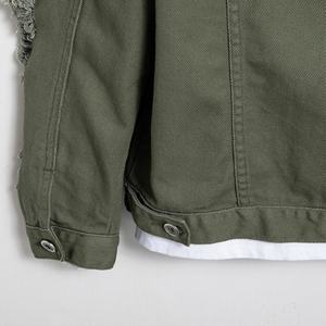 Chaqueta Vaquera Personalizada de Alta Calidad para Hombre, Directo de Fábrica - Estilo Camionero Ajustado de Manga Larga con Lavado Azul Retro Vintage - Product Image 4