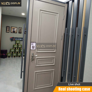 Exhibidor <span class=keywords><strong>de</strong></span> Puerta Extraíble YEK'S <span class=keywords><strong>de</strong></span> Tamaño Personalizado para Sala <span class=keywords><strong>de</strong></span> Exposiciones con Brazos Ajustables y Rieles Resistentes para Puertas Interiores <span class=keywords><strong>de</strong></span> Comercios - Product Image 3