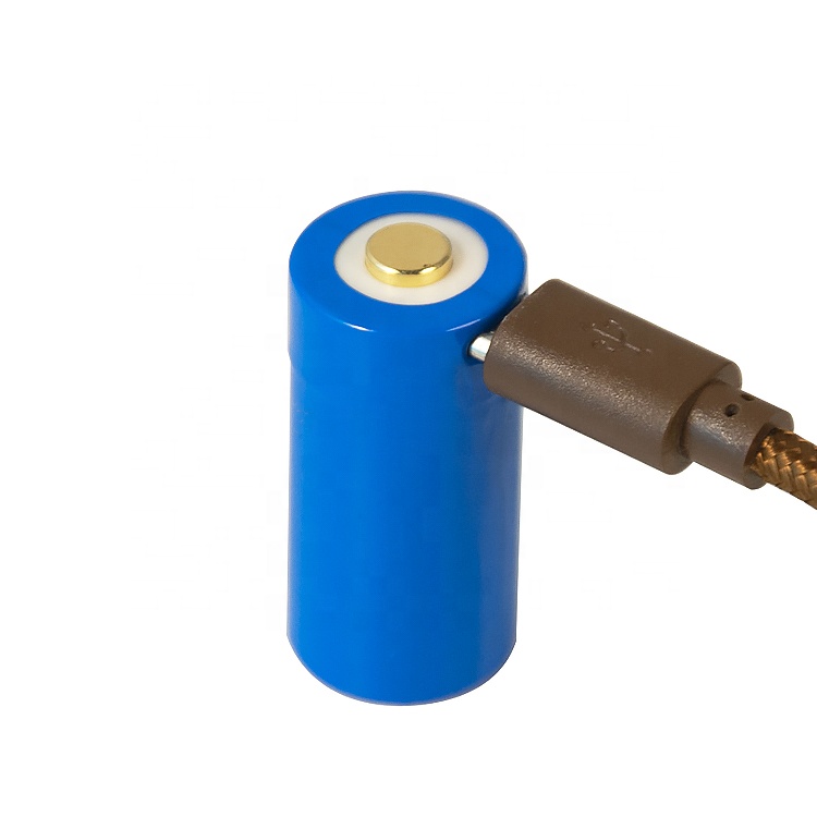 Завод RCR123A 3,0 V 700mAh микро USB литий-ионный аккумулятор