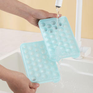 Bandeja para Cubos de Hielo Redondos Azul Cielo con Tapa, 30 Cavidades, Antiadherente, Apta para Congelador, para Uso Doméstico y Comercial - Product Image 5