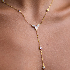 Collana a goccia in <span class=keywords><strong>acciaio</strong></span> inox 316L placcato oro con accenti di Zirconia catena di stratificazione ipoallergenica per le donne - Product Image 3