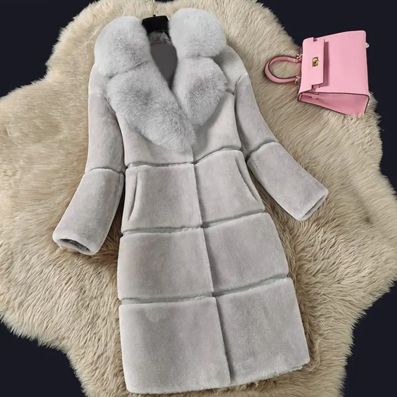 Mantel Bulu Wanita Mode Musim Dingin Jaket Bulu Wanita Abu-abu Tebal Hangat Pakaian Luar Bulu Rubah Imitasi Lapisan Katun Kasual Sepatu Salju Rajutan