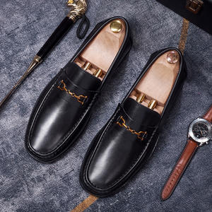 รองเท้าลำลองสไตล์ใหม่สุดหรูและทันสมัยสำหรับผู้ชาย เหมาะสำหรับใส่เดิน ทำจากหนังแท้คุณภาพระดับธุรกิจ - Product Image 2