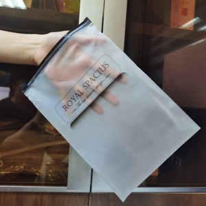 Bolsa de Embalaje para Ropa con Cierre Hermético, Ecológica, con Logotipo Personalizado, Bolsa de Plástico Transparente con Cierre - Product Image 5
