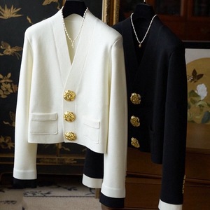 เสื้อคาร์ดิแกนถักคอวีกระดุมทองใหม่สำหรับผู้หญิง เสื้อแขนยาวแฟชั่นสำหรับผู้หญิง - Product Image 1