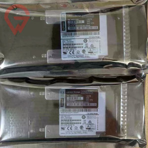 Unidad de estado sólido (SSD) NVMe PCIe 4.0 HS de 2.5 pulgadas U.2 Unionmemory UH711a de 7.68 TB con lectura intensiva -WR, intercambio en caliente para la serie ThinkSystem DE (4XB7A87649) - Product Image 2