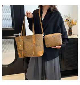 Sac fourre-tout pour femme de haute qualité, grande capacité, en cuir PU, avec une seule bandoulière, fermeture éclair, chaînes, sac à bandoulière pour femme, sacs à main en gros - Product Image 4