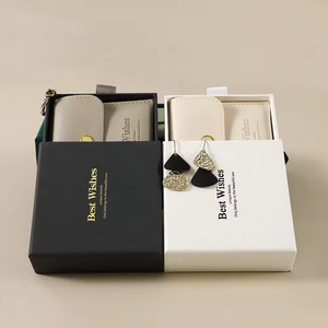Scatole per Gioielli Personalizzate di Alta Qualità con Logo Stampato, Confezione in Cartone, Astuccio in Pelle PU 9X9X3.2CM Quadrato - Product Image 4