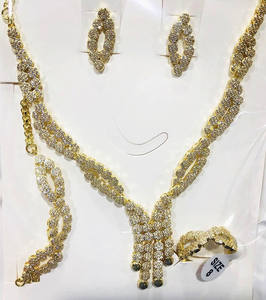 BMZ Nouveauté <span class=keywords><strong>2021</strong></span> <span class=keywords><strong>Prix</strong></span> d'usine Placage double or véritable 18/16/14K Garantie 2 ans 4 pièces AAAAAA Micro Zircon Ensemble de bijoux - Product Image 5