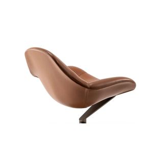 Dressing Odası veya Yatak Odası İçin Düşük Profilli ve Kolsuz Tasarımlı Modern Terlik Koltuğu - Product Image 3