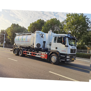 HOWO 8~10 Cbm Septik Tank Vacuum Suction Sewage Tanker Truck for Africa Cesspit Emptier - Product Image 6