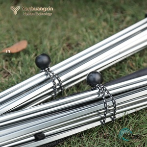 Porte-clés en forme de balle élastique noire avec corde tressée pour une utilisation en camping en plein air - Product Image 6
