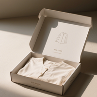Carton d'impression de logo de style de base personnalisé enveloppe d'expédition de cadeau de vêtement emballage de boîte de t-shirt personnalisé