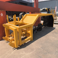 Machine à retourner le compost tirée par un tracteur, machine à faire du compost à partir de fumier de poulet, machine à retourner le compost remorquable