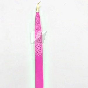 Pince à épiler d'extension de cils en acier inoxydable japonais à revêtement rose avec pointe dorée Diamond Grip Logo personnalisé avec pointe pointue - Product Image 5