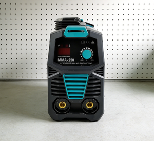 Máquina de Soldadura Compacta con Inversor de Corriente Continua, Carcasa Resistente y Disipación de Calor Eficiente para Tareas Industriales Confiables - Product Image 1