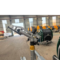 Système d'irrigation agricole automatisé à grande échelle avec treuil autopropulsé et arroseur mobile à treillis en PE pour serre