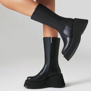 Botines de tacón alto de cuña para mujer, con plataforma y suela gruesa, de charol brillante, botines cortos cómodos con cremallera lateral - Product Image 3