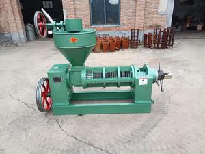 เครื่องกดน้ำมั<span class=keywords><strong>น</strong></span>แบบสกรู 6YL-130 ประสิทธิภาพสูง สำหรับสกัด<span class=keywords><strong>น</strong></span>้ำมั<span class=keywords><strong>น</strong></span>จากเมล็ด<span class=keywords><strong>ทานตะวัน</strong></span> ถั่วลิสง และถั่วเหลือง - Product Image 3
