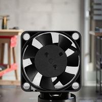 Mini ventilateur de refroidissement silencieux sans balais DC axial 40x40x10mm 4010 5V 12V à haut débit d'air pour usage industriel OEM ODM