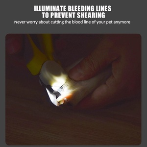 Cortauñas para Mascotas de Acero Inoxidable y Plástico Ecológico de Alta Calidad para Perros y Gatos con Luz LED - Product Image 6