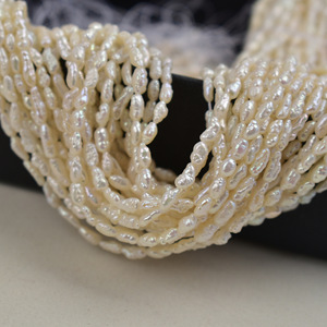 Perles irrégulières colorées, perles éclatantes pour des créations de bijoux uniques - Product Image 2