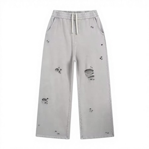Pantalon de survêtement gris déchiré pour homme, taille élastique avec cordon de serrage, style décontracté, effet usé, tissu en coton respirant, idéal pour l'automne - Product Image 1