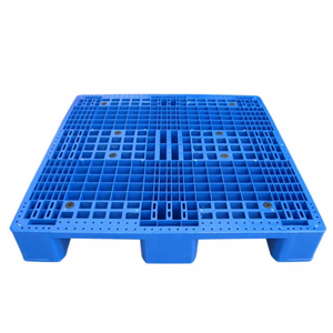 倉庫保管用の平らな表面と3つのスキッドを備えた、産業用4方向エコフレンドリーで頑丈な衛生的なプラスチックパレット - Product Image 3