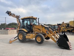 Chargeuse-pelleteuse sur roues CAT 420F neuve d'usine, de bonne qualité, moteur Cummins 55 kW, modèle 2026, charge nominale de 7,73 t - Product Image 3