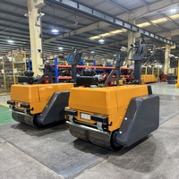 Rouleau vibratoire à double tambour certifié CE de 0,6 tonne avec système à engrenages pour le compactage de petites constructions