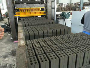 qt 8-15 Automatic Molding <strong>Plant</strong> <strong>Concrete</strong> Cement <strong>Block</strong> Making Machine in Oman - Product Image 6