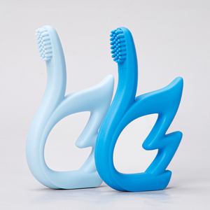 Juego de cepillo de dientes seguro y suave, libre de Bpa, en forma de cisne, de goma, silicona, para bebé, venta al por mayor - Product Image 1