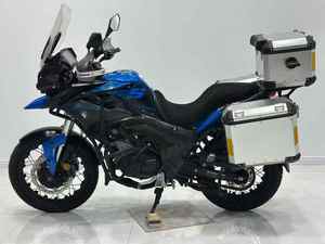 Motocicleta de Aventura RX3S 400 400cc de Dos Cilindros en Paralelo Refrigerados, con ABS y TCS - Product Image 2