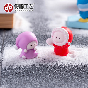 Adorno Navideño de Resina en Miniatura, Casa de Nieve de Dibujos Animados, Set de Decoración DIY, Accesorio de Escritorio Navideño - Product Image 3