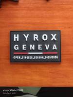 Écussons en caoutchouc PVC souple 3D personnalisés avec logo en relief, lavables, couleur personnalisée, moulés par injection, étiquettes à coudre pour jeans, chapeaux, sacs à dos