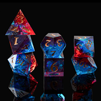 Ensemble de dés DND irisés rouge et bleu, 7 pièces, dés polyédriques en résine à bords tranchants avec des chiffres dorés pour les jeux de rôle sur table Dungeons and Dragons