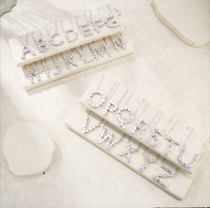 9 कस्टम कैपिटल फर्स्ट लेटर थोक s925 सिल्वर लेटर किस्म कट vvs1 ग्रा मोइससानाइट गहने महिलाओं के लिए पेलेंट हार - Product Image 5