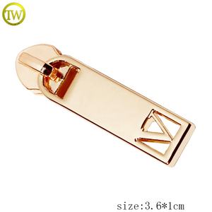 压铸袋拉手拉链标签批发logo空白品牌拉链魅力外套装饰 - Product Image 2