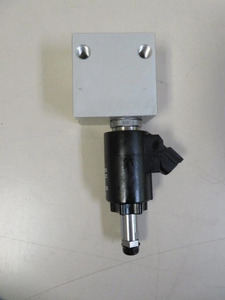 Vanne de décharge solénoïde pour ventilateur de refroidissement hydraulique VOE14616531 14616531 compatible avec les excavatrices Volvo EC250D EC300D EC480E EC750D - Product Image 3
