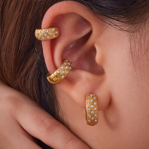 ห่วงยางใส่หูลายตารางหมากรุกสลักจาก CNC และแหวนสวมหูทรงเพชรสแตนเลสแบบเดียวกับดาราอินเทอร์เน็ต - Product Image 2