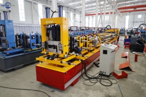 Maßgefertigte Schnellwechsel-Auto-CZ-Profilmaschine für 1-3mm Stahlkonstruktionsrahmen, C-, U-, <span class=keywords><strong>Z</strong></span>-Form Profil-Kaltwalzformmaschine - Product Image 2