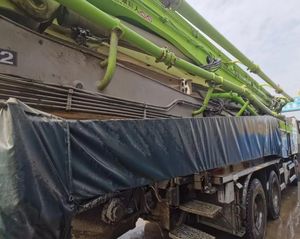 Camión Bomba de Concreto de Segunda Mano con Pluma de 38 Metros - Precio - Product Image 5