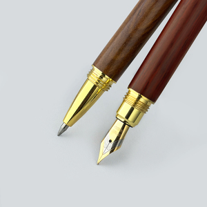 <span class=keywords><strong>Stylo</strong></span> plume en bois de santal, usage professionnel, qualité supérieure, <span class=keywords><strong>stylo</strong></span> cadeau, finition brillante, gravure laser, impression de logos, encre bleue/noire - Product Image 3