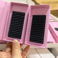 Extensions de cils individuelles en cachemire de soie faite à la main en PBT coréen noir mat doux effet vison avec logo personnalisé en gros et plateaux en velours CC