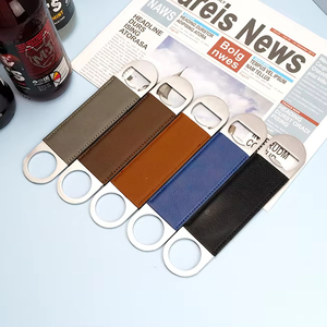 Logo laser personnalisé coloré en cuir PU vierge ouvre-bouteille <span class=keywords><strong>porte</strong></span>-clés en acier inoxydable taille de portefeuille ouvre-bière pour gravure au laser - Product Image 1