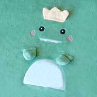 Couverture en peluche pour enfants brodée de dinosaures portable, douce, confortable, en flanelle chaude, pliable avec lien pour les voyages ou à la maison