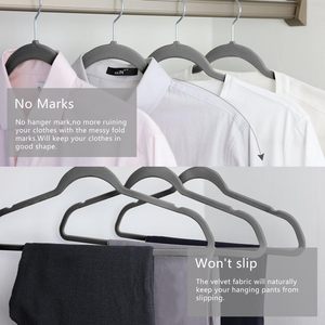 Özel Renk Kaymaz Omuz Çentikleri Flock Kumaş Çevre Dostu Modern Kancalar ve Askılar Yer Tasarruflu Siyah Kadife - Product Image 4