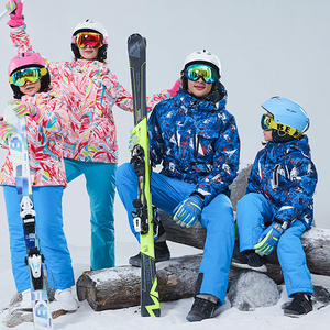 Tenue de ski parent-enfant, combinaison de neige pour enfants, veste imperméable, tenues familiales, vêtements d'hiver pour enfants, vêtements personnalisés pour femmes - Product Image 1